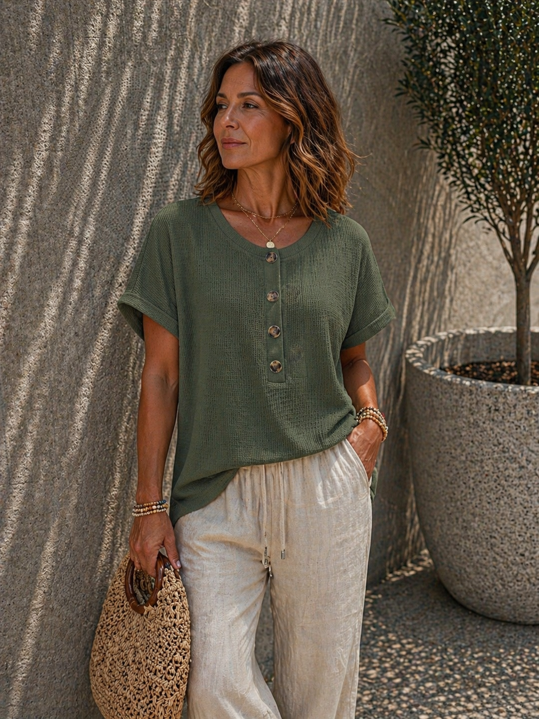 Elyra T-Shirt – Everyday Comfort