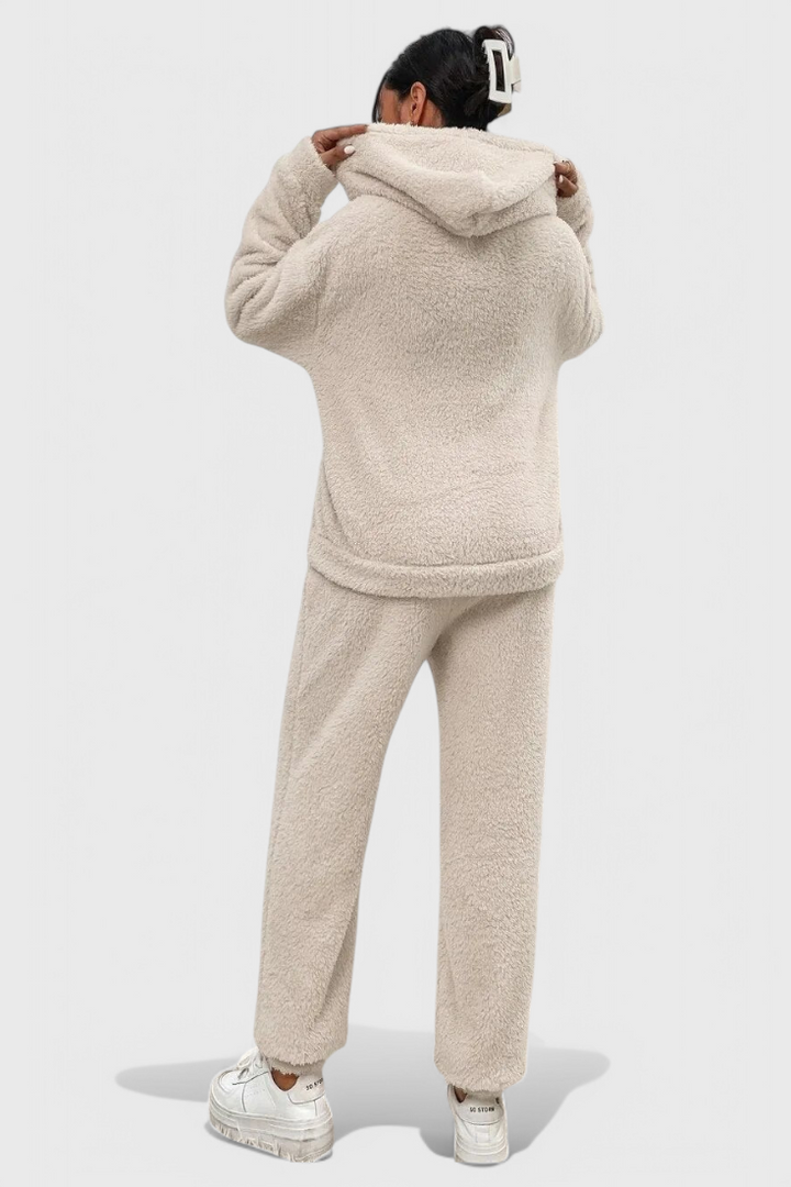 Billie Soft & Warm Two-Piece Teddy Set