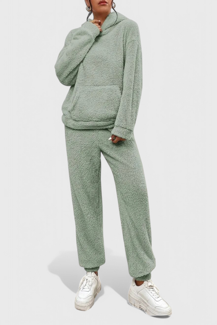 Billie Soft & Warm Two-Piece Teddy Set