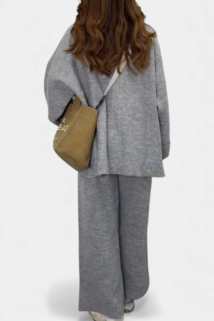 Quirina Round-Neck & Flowy Pants Relaxed Set