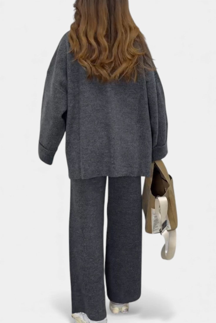 Quirina Round-Neck & Flowy Pants Relaxed Set