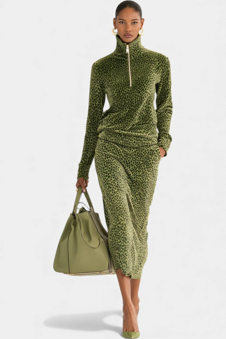 Avdotya Retro Leopard Turtleneck Set