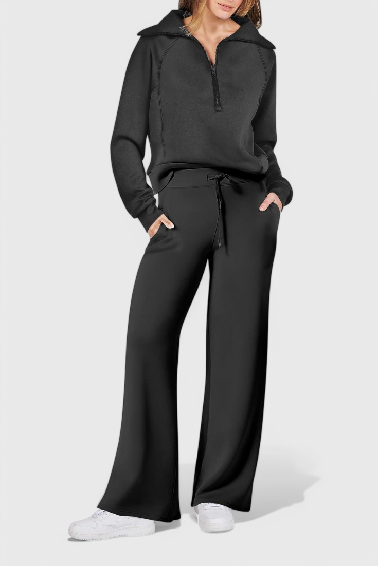 Berken Relaxed Two-Piece Set in Lightweight Fabric