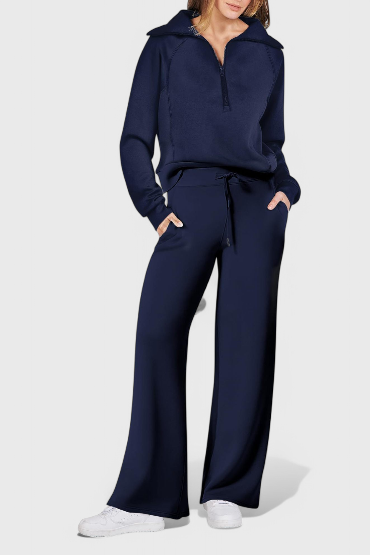 Berken Relaxed Two-Piece Set in Lightweight Fabric