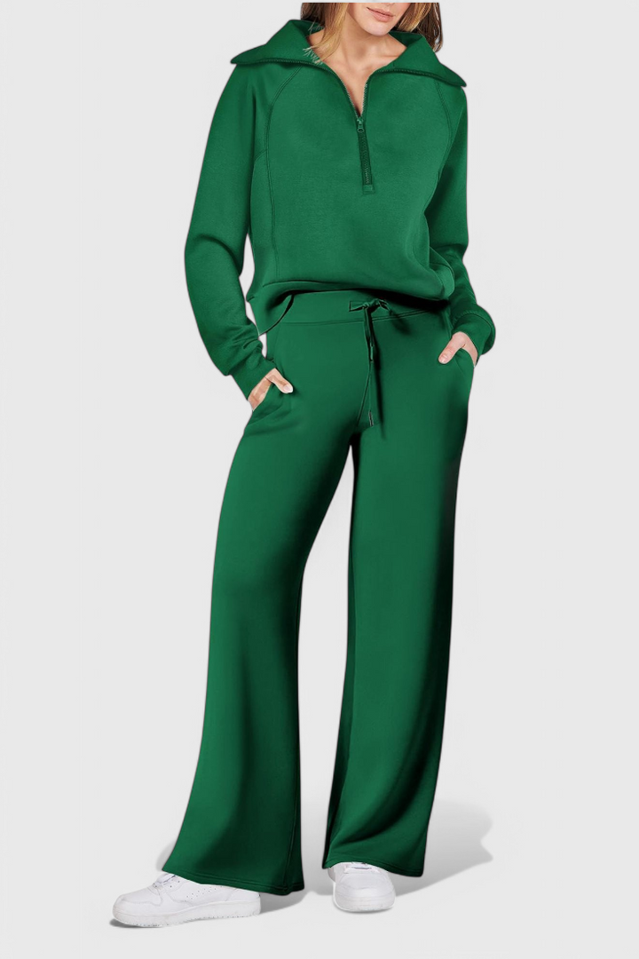 Berken Relaxed Two-Piece Set in Lightweight Fabric
