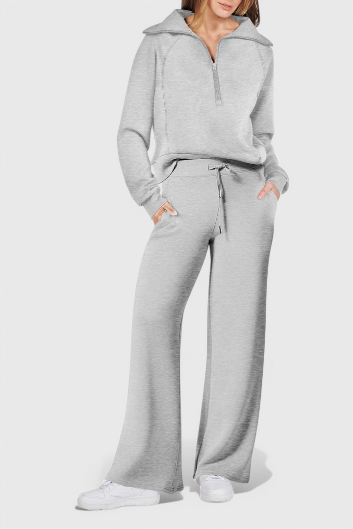 Berken Relaxed Two-Piece Set in Lightweight Fabric
