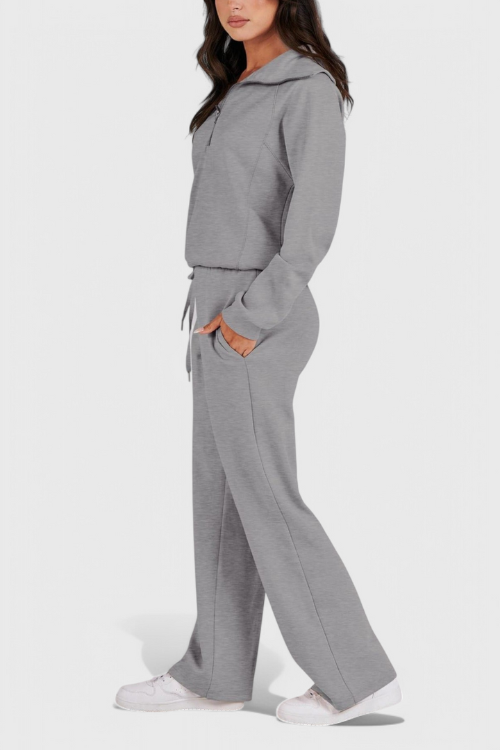Berken Relaxed Two-Piece Set in Lightweight Fabric