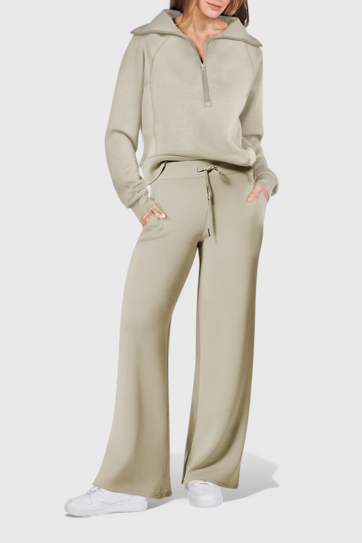 Berken Relaxed Two-Piece Set in Lightweight Fabric