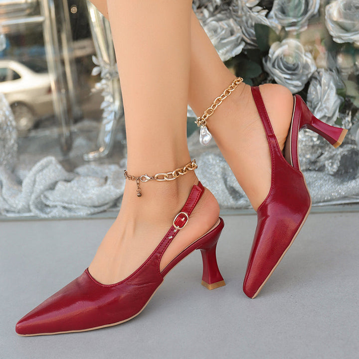 Stylish spool heel pointed toe shoes